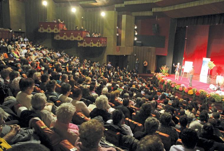 Magvetés a Nemzeti Színházban