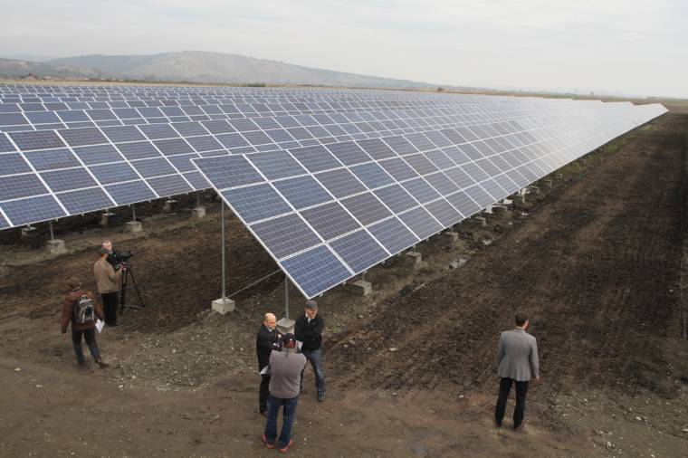 Maros megyében létesítették Románia legnagyobb napenergiaparkját