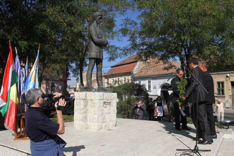 Nemzeti Gyásznap - Marosvásárhelyen két helyszínen