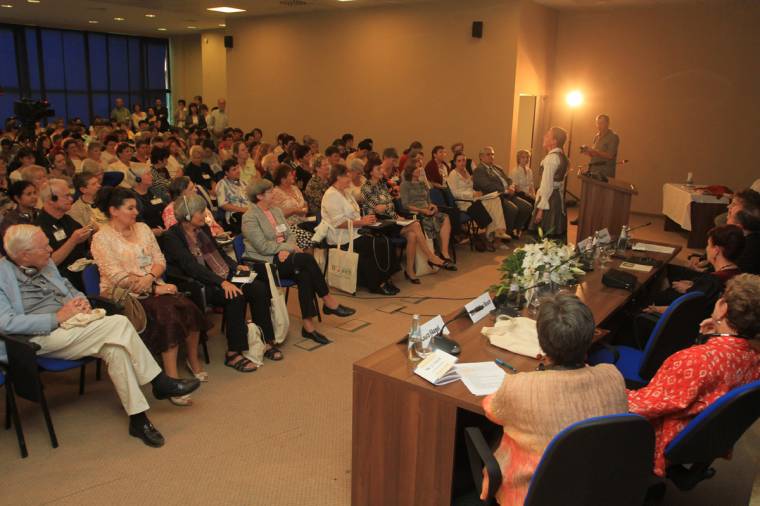 Nemzetközi nőkonferencia Marosvásárhelyen
