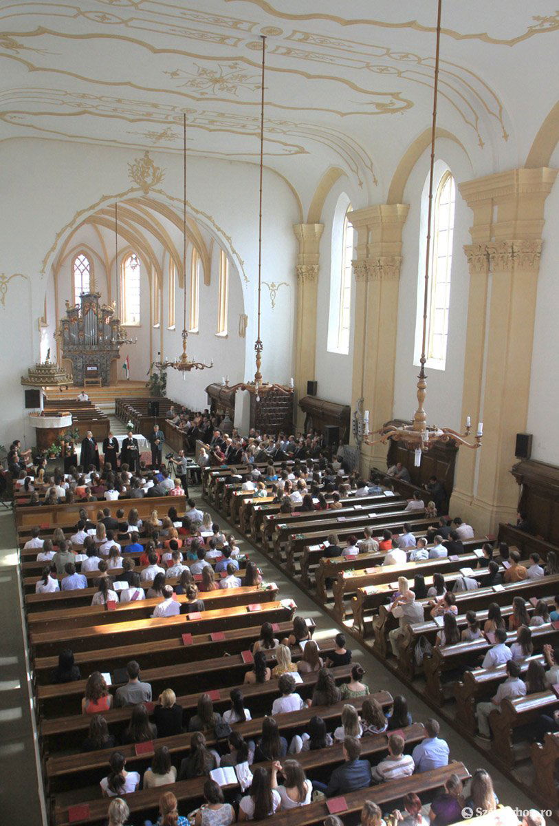 &bullet;  Fotó: Boda L. Gergely