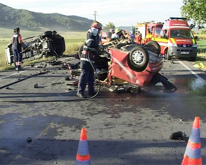Öt halott az E60-ason