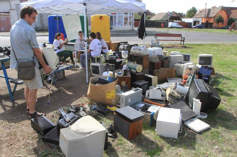 Kilencszázan adtak le elektronikus hulladékot Marosvásárhelyen