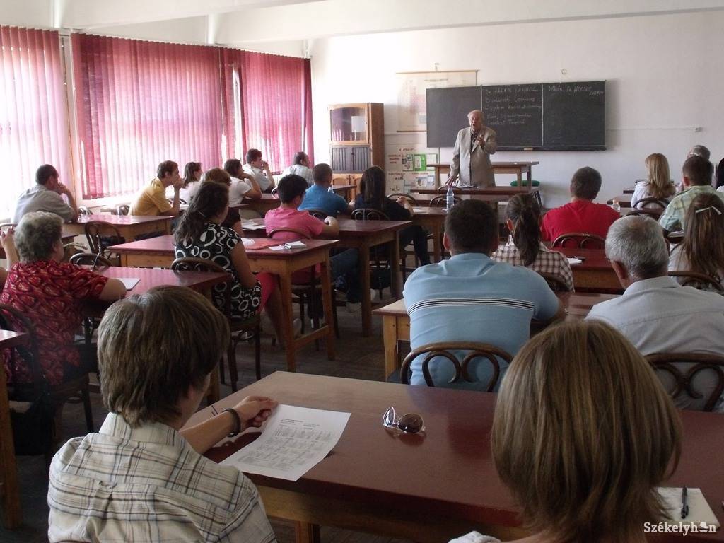 •  Fotó: Gligor Róbert László