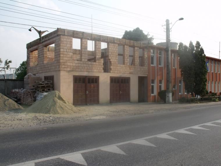 Gyulakuta: garázsból közösségi épület