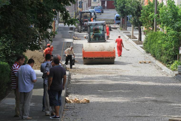 A Kertész utcát hamarosan átadják, a Papiura még várni kell