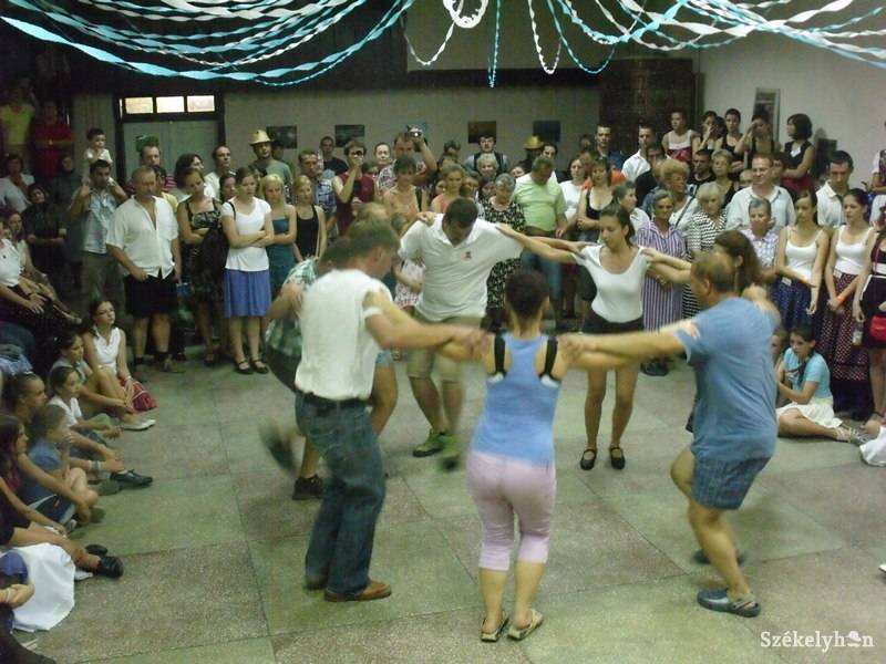 •  Fotó: Gligor Róbert László