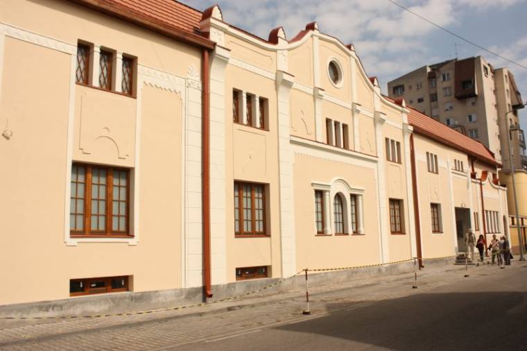 Felújították Marosvásárhely első színházát