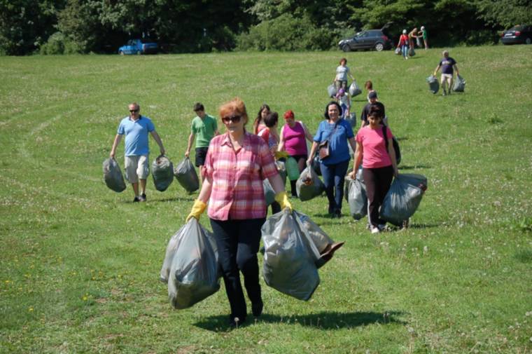 Ismét takarítottak az országban