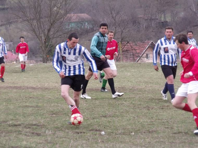 A pálya is felborult