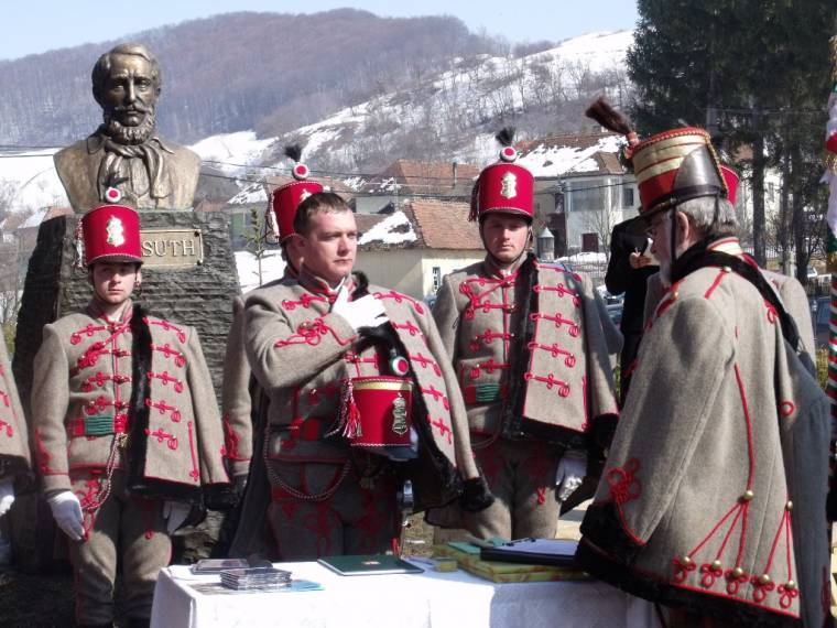 Gyarapodik Kossuth regimentje