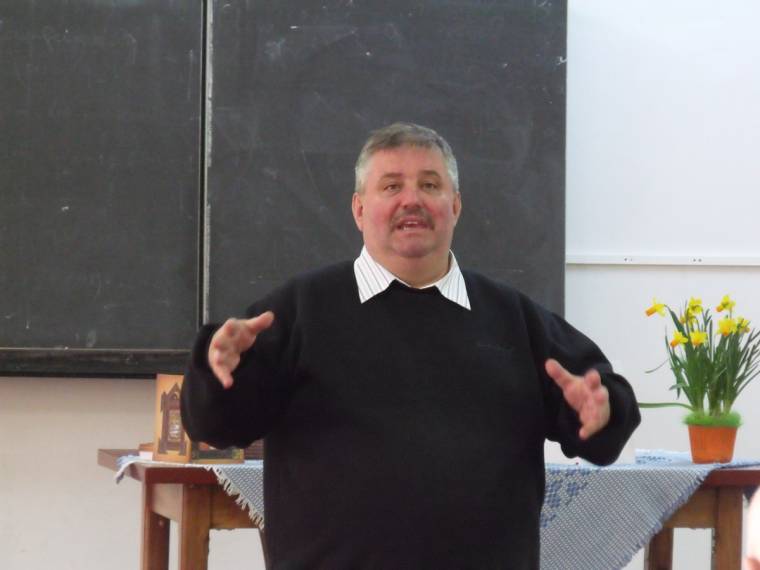 Kultúránk ősi világban gyökerezik