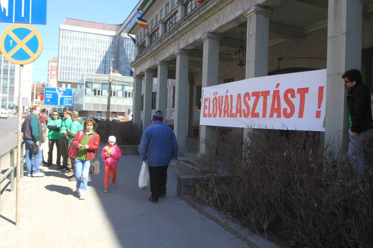 Az előválasztásért vonult utcára az MPP