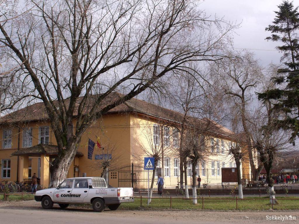 •  Fotó: Gligor Róbert László