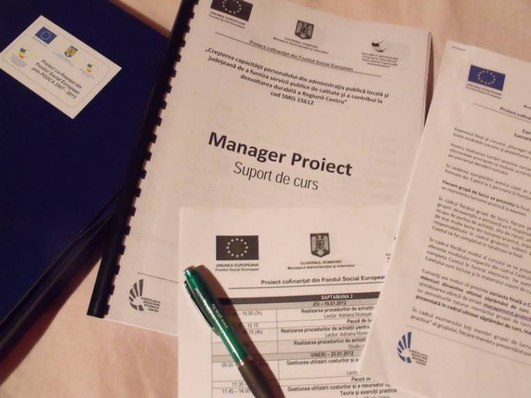 Projektmenedzsereket képeztek