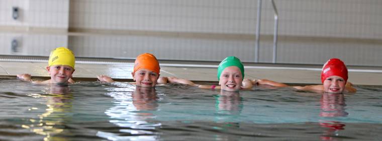 Lubickolnak, mint kis halak a vízben