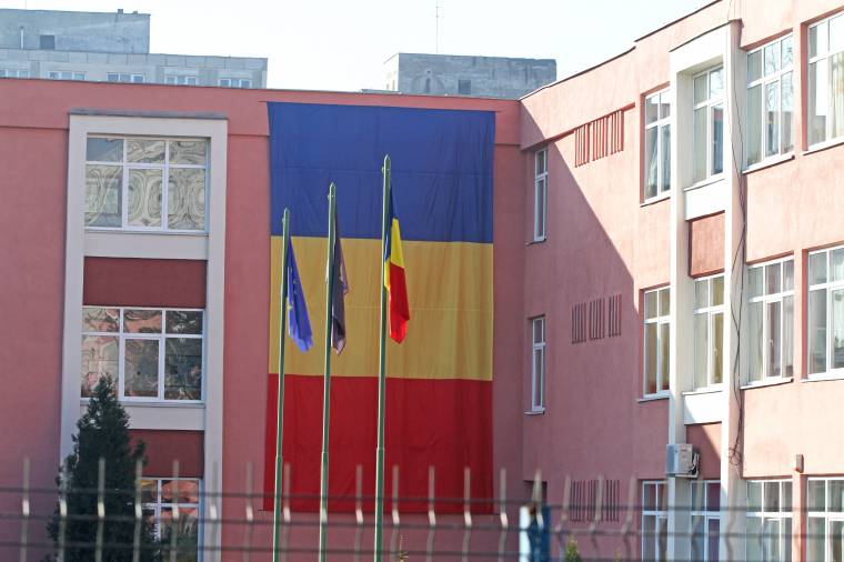 Székely zászló sehol, román himnusz mindennap