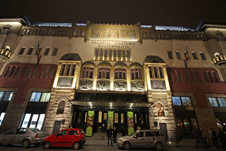 A Kultúrpalota külső felújítására pályáznak