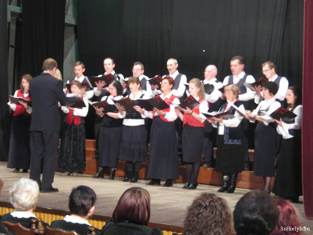 •  Fotó: Gligor Róbert László