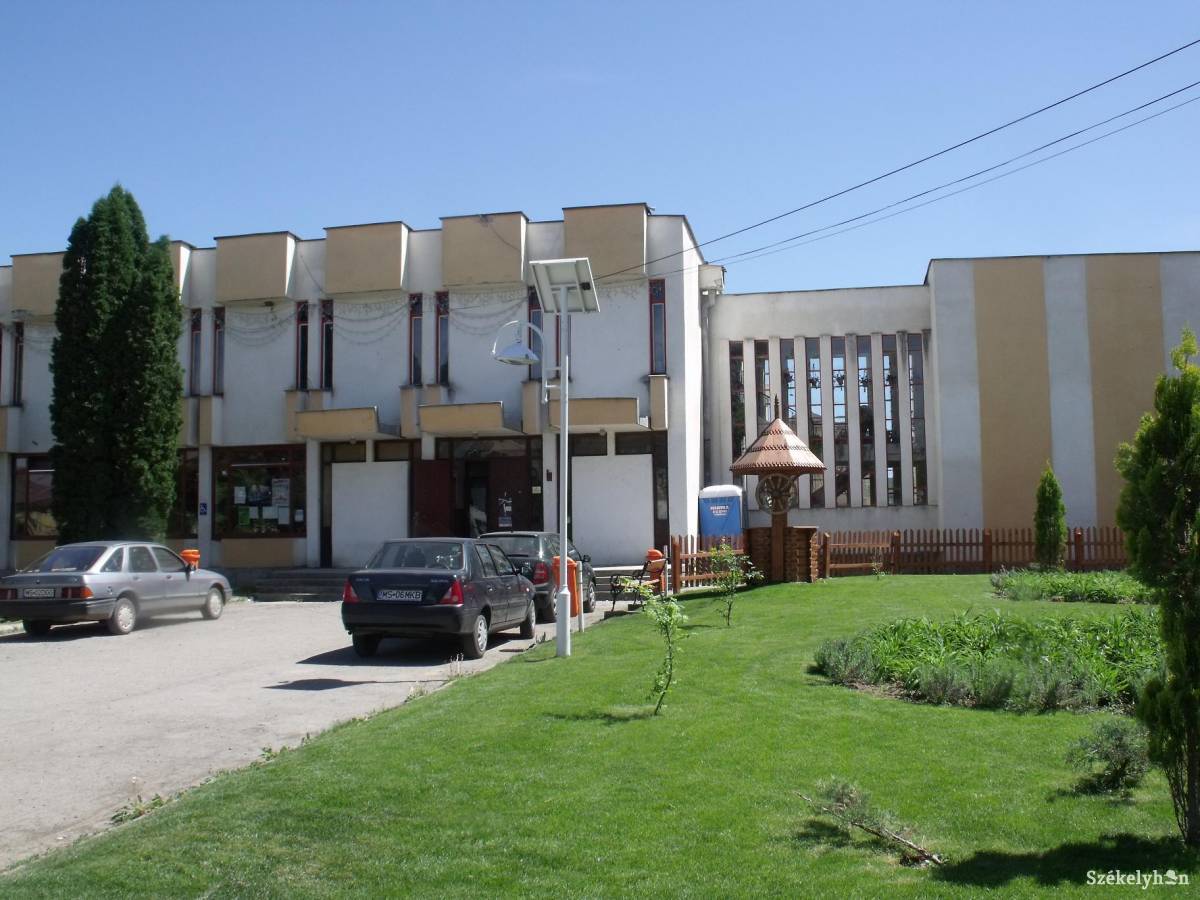 •  Fotó: Gligor Róbert László
