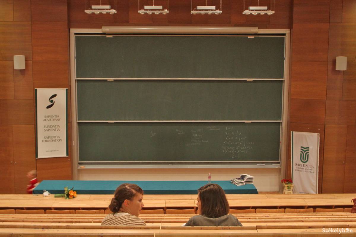 •  Fotó: Boda L. Gergely