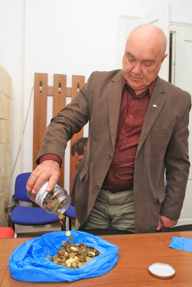 Önvédelmi alapot és „nemzeti dac” mozgalmat hoznának létre