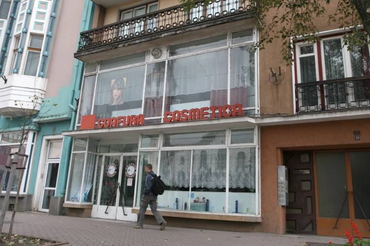 Bérbe adnák a volt fodrászüzletet