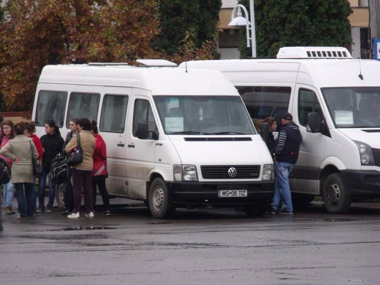Tavalyra kaptak pénzt az ingázók
