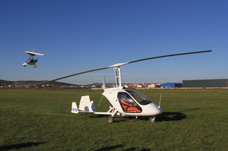 Minden repült, ami repülhet