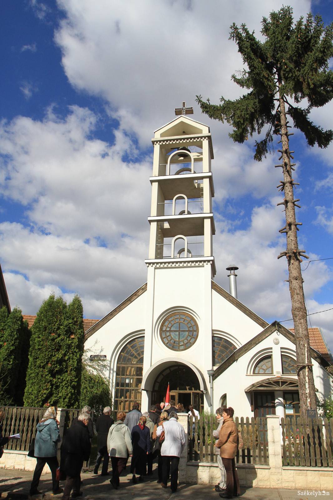 &bullet;  Fotó: Boda L. Gergely