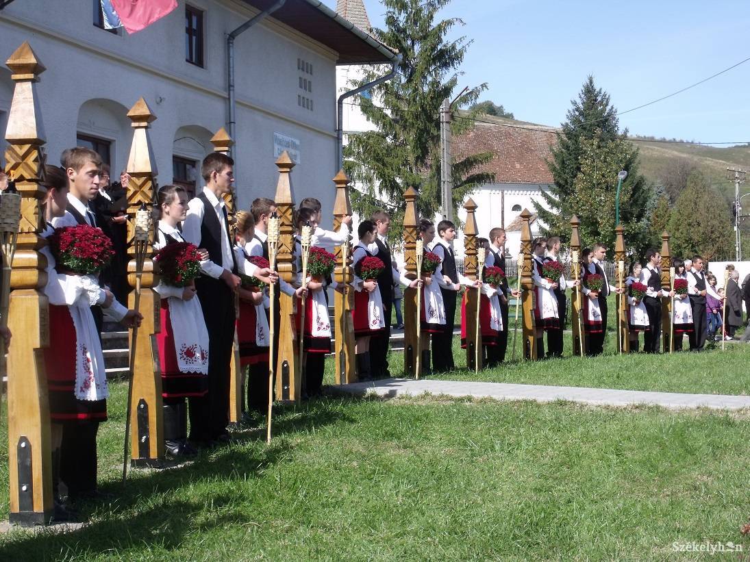 &bullet;  Fotó: Gligor Róbert László