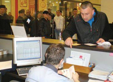 Vádemelés egy szászrégeni rendőraltiszt ellen