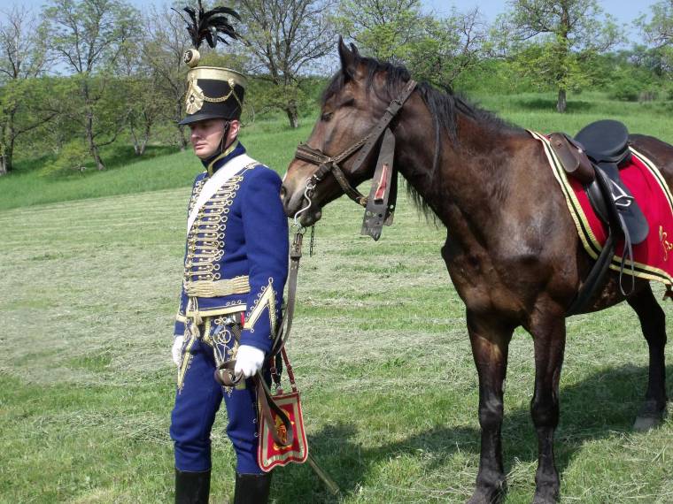 Huszárokat avatnak Erdőszentgyörgyön