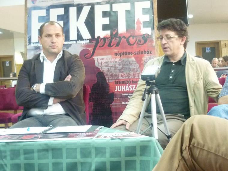 A kitaposott úton táncolnának tovább