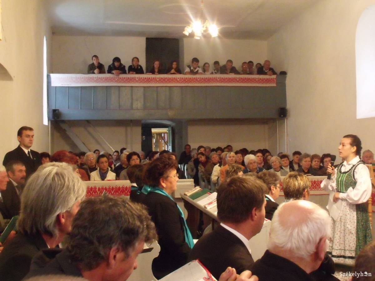 &bullet;  Fotó: Gligor Róbert László