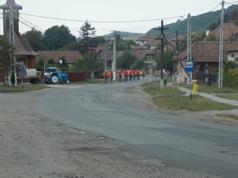 A barátságnak nem árthat a földrajzi táv