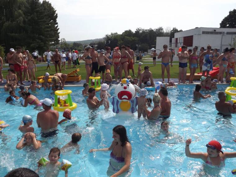 Újabb gyermekmedence a Víkenden