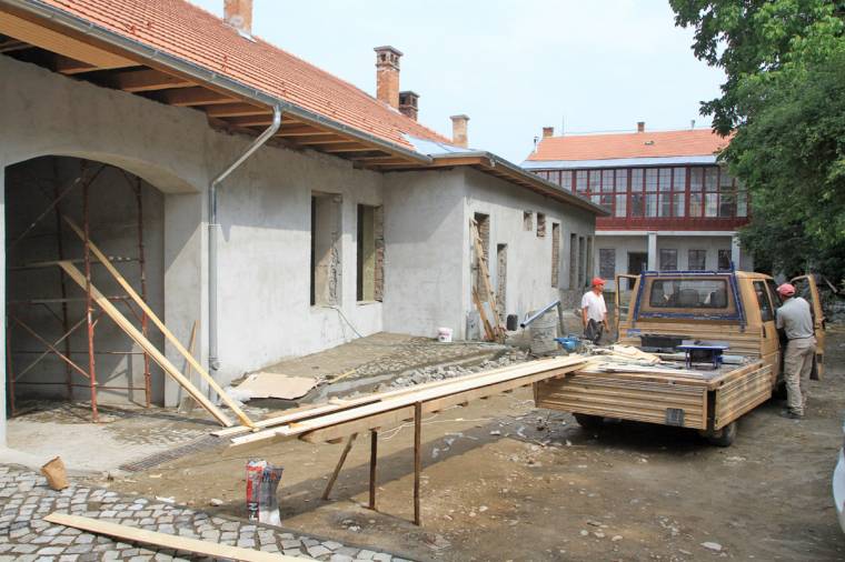 Iskolakezdésre kész lesz a „kicsi refi”