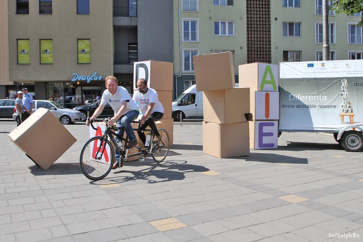 &bullet;  Fotó: Boda L. Gergely