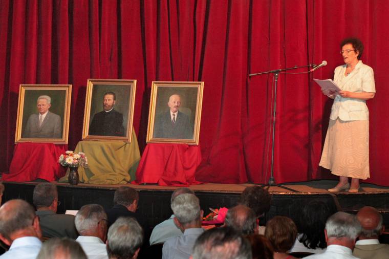 Nem feledkeznek meg a példaképekről