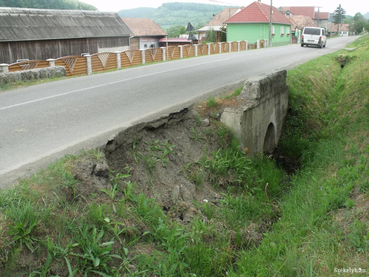 &bullet;  Fotó: Gligor Róbert László