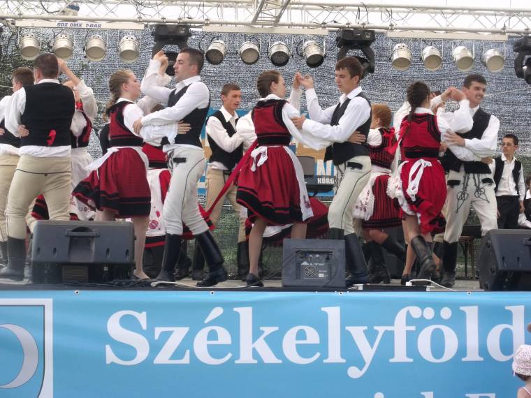 Ötödik Székely Majális Makfalván