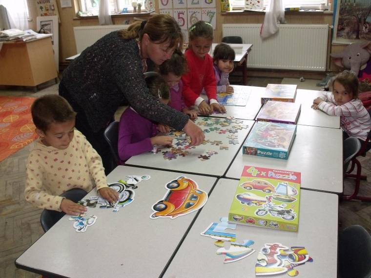 Belga adomány a csíkfalvi iskolának