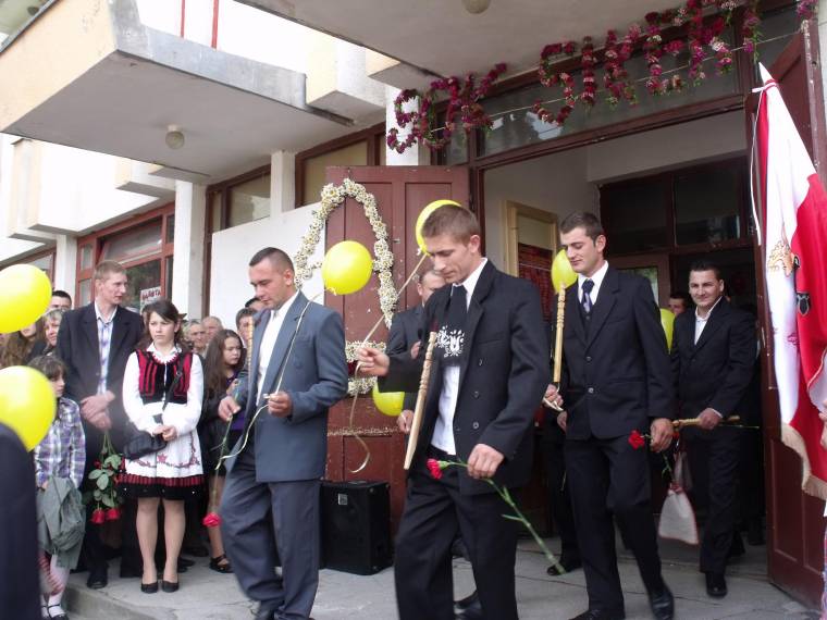 Nyárádszeredában is elballagtak a középiskolások