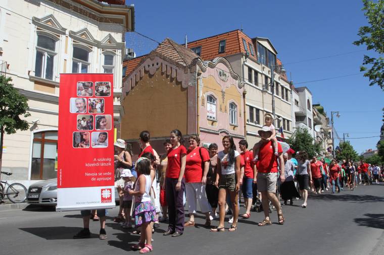 Szabályozzák a civilek felvonulását