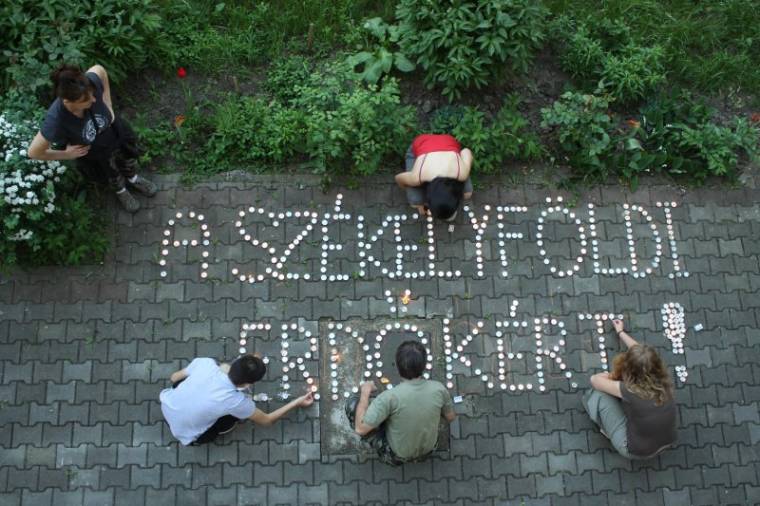 Gyertyákkal a székelyföldi erdőkért