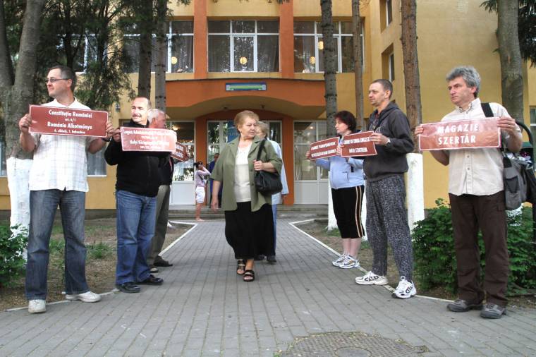 Egynyelvű „multikulturalitás”