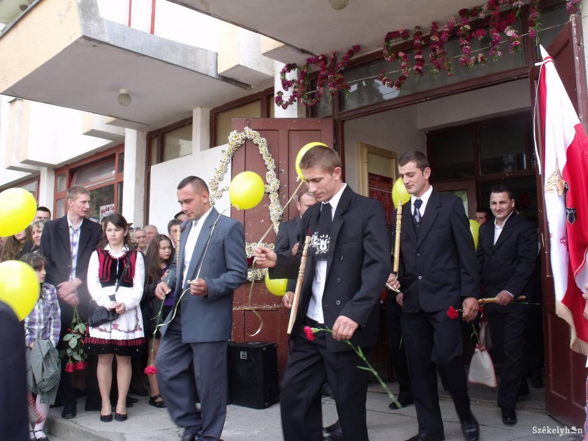 &bullet;  Fotó: Gligor Róbert László