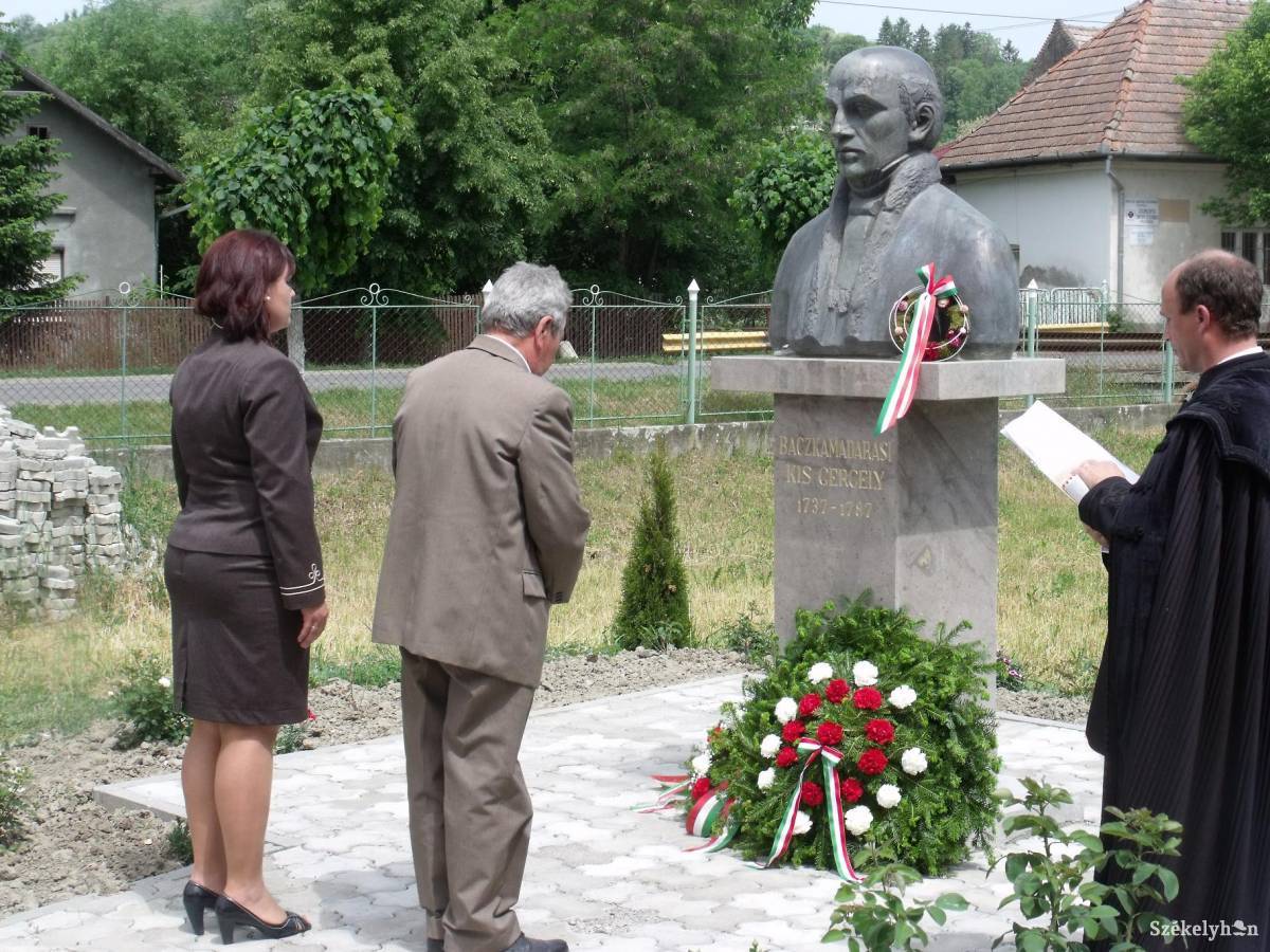 &bullet;  Fotó: Gligor Róbert László