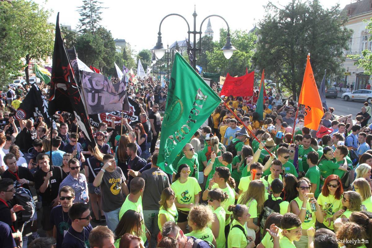 &bullet;  Fotó: Boda L. Gergely